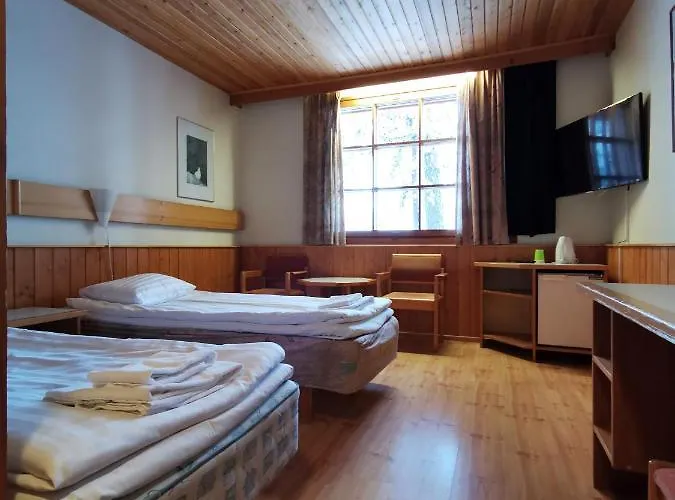 ゲストハウス Majatalo Panimo 3*